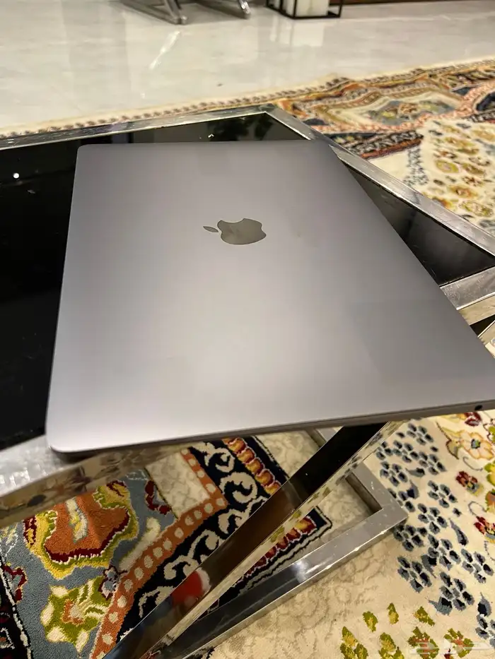 MacBook Air (M1  2020) 6