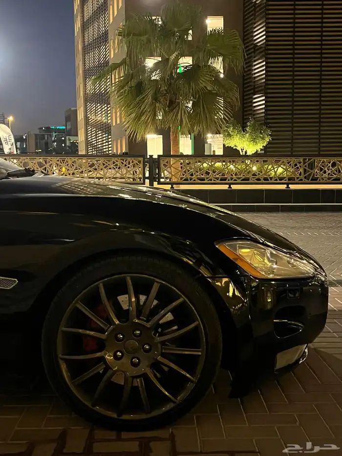 مازراتي جراند توريزمور اس 4.7 2012 المكينة الحمراء مصدومة 38