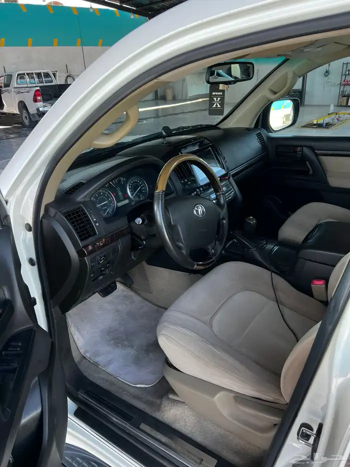 لاند كلوزر 2008 8