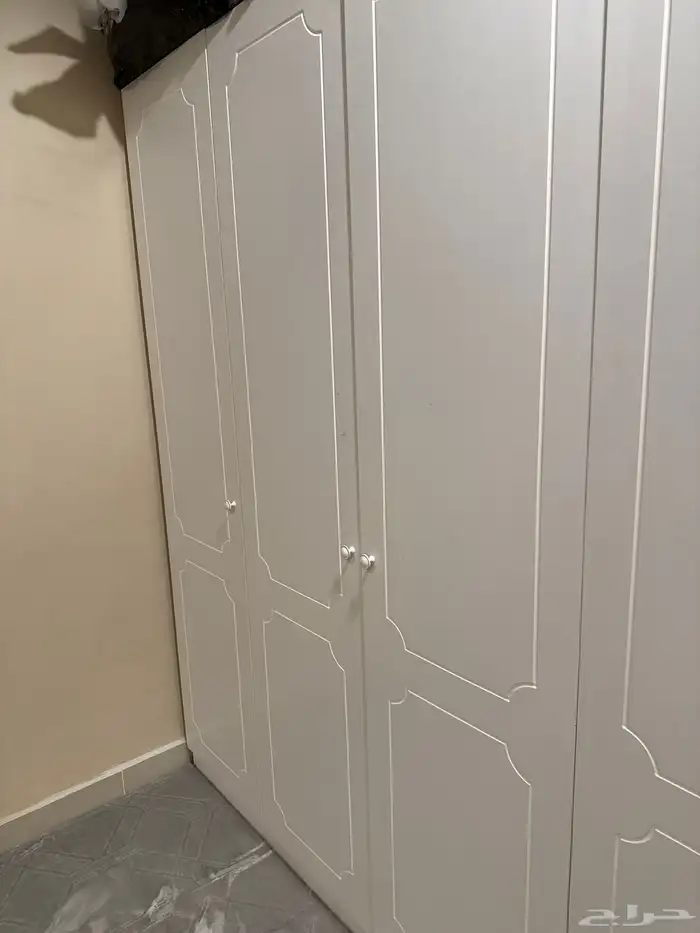 دولاب البيع شبه جديده 3