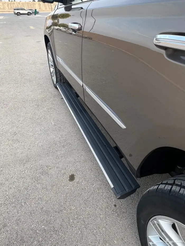 كاديلاك اسكاليد 2015 الدفعة الاخيرة شبه مخزن 14