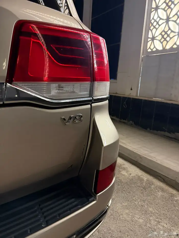 لاندكروزر 2018 9