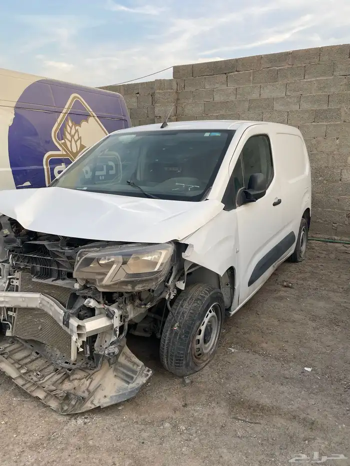 بيجو بارتنر مصدوم 7