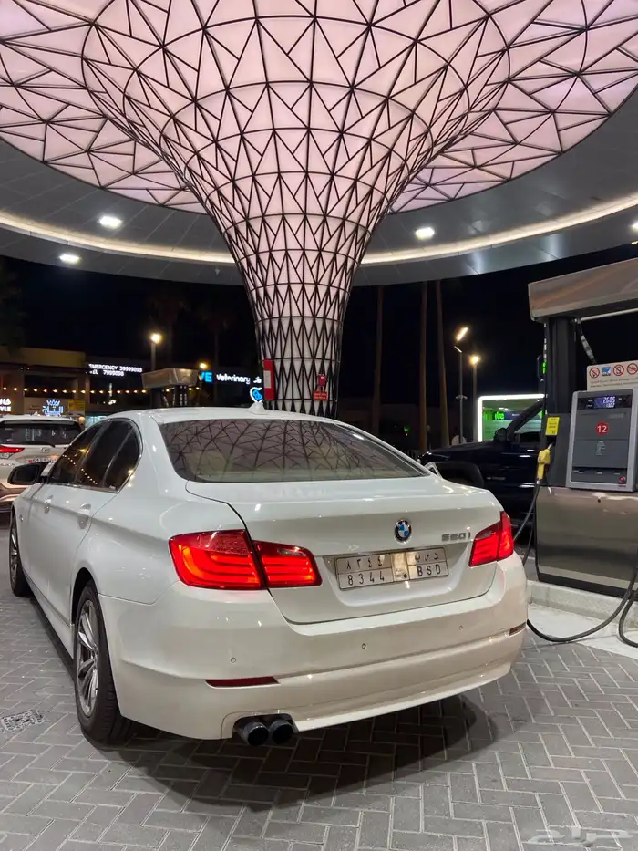 bmw 520i موديل 2013 3