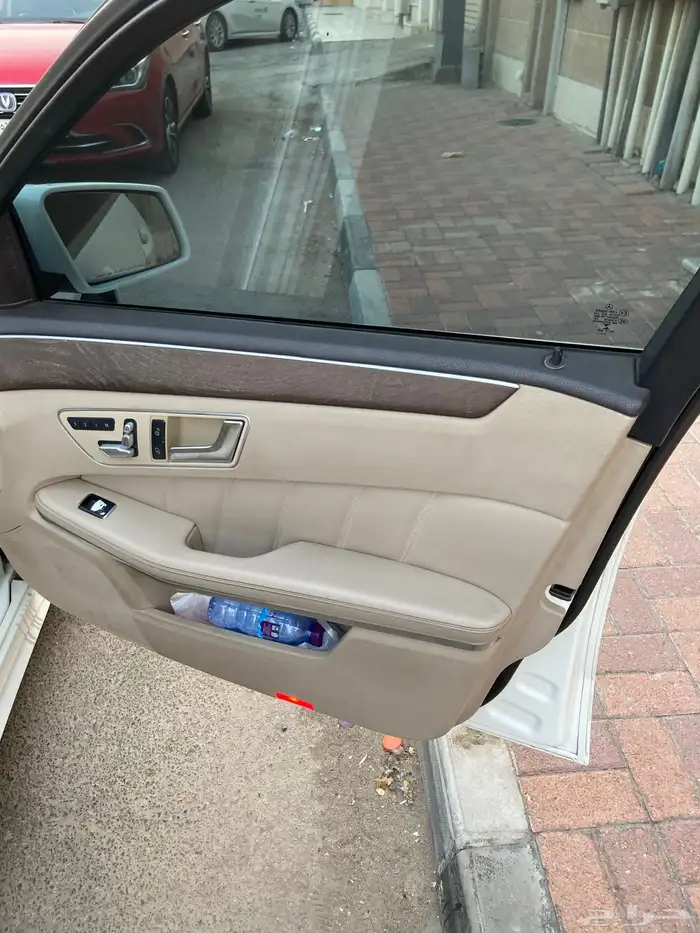 للبيع مرسيدس موديل 2014 شرط 4