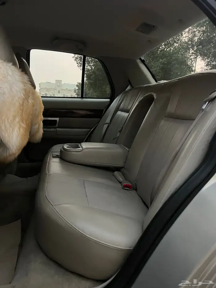 فورد ماركيز 2010 9