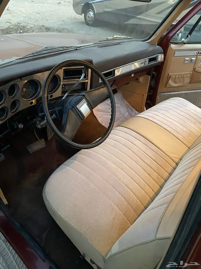 وانيت شفر c10 موديل 1983 16