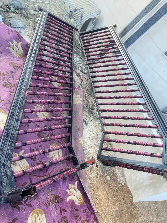 دربزان درج نظيف وشبه جديد. الموقع حداد بني مالك 2