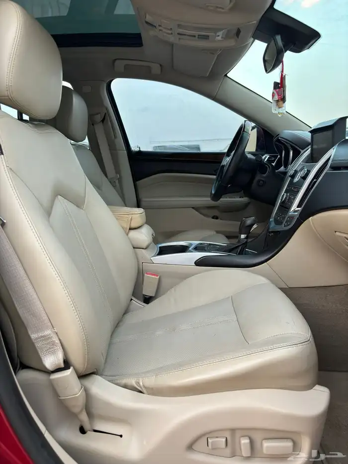 كاديلاك SRX 2010 فل كامل فتحه بانوراما 18