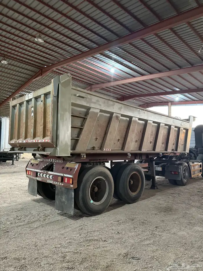 للبيع صندوق قلاب تريلا 1