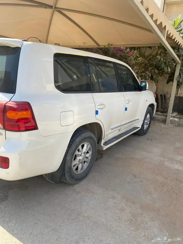 تويوتا لاند كروزرGXR 1