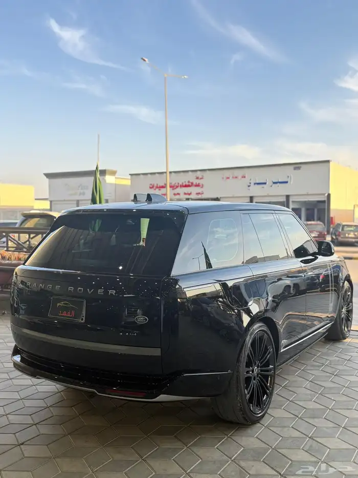 رنج روفر - 2023 - فل كامل - 8 سلندر 6