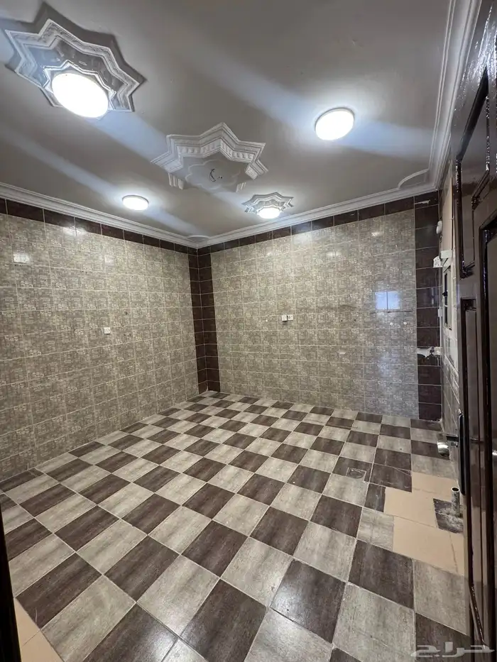 شقه للايجار بالسلام مخطط طيبه 6