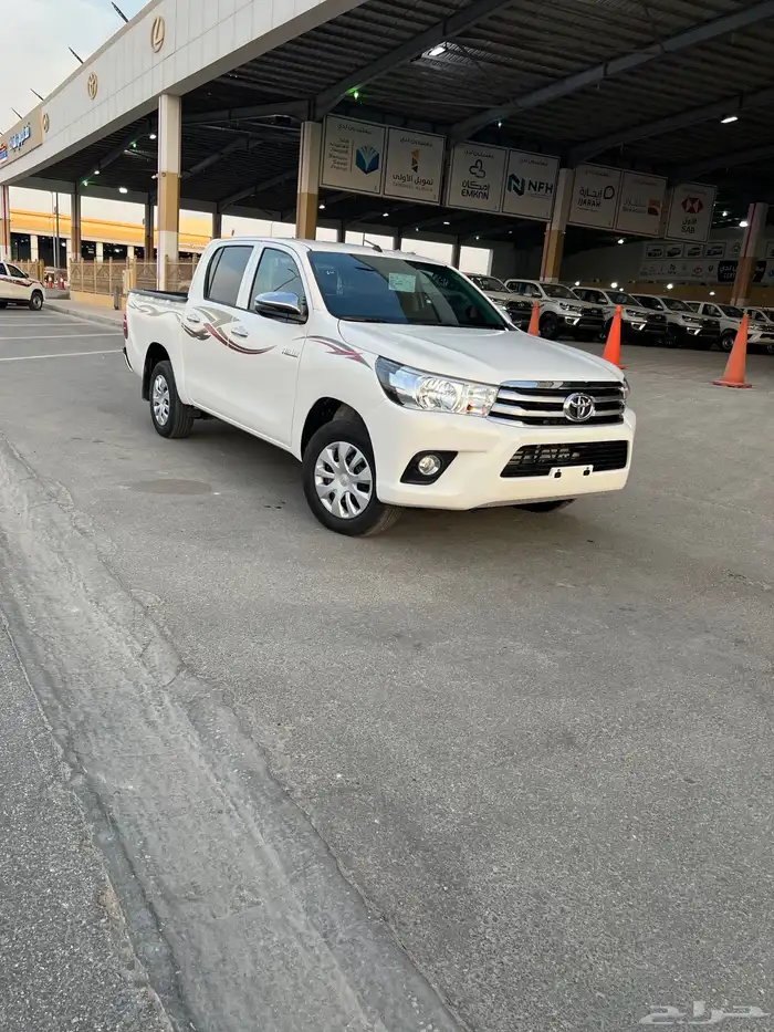 هايلوكس 2025 اوتماتيك بدون دبل بنزين 4