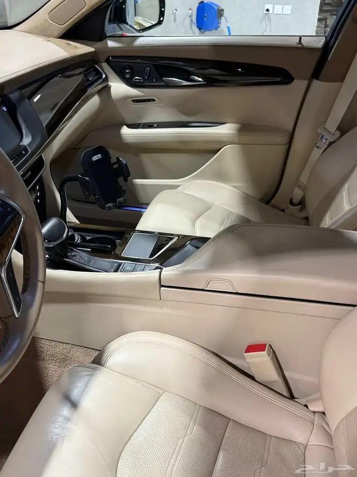 كاديلاك CT6 بلاتنيوم 3.0TT 10