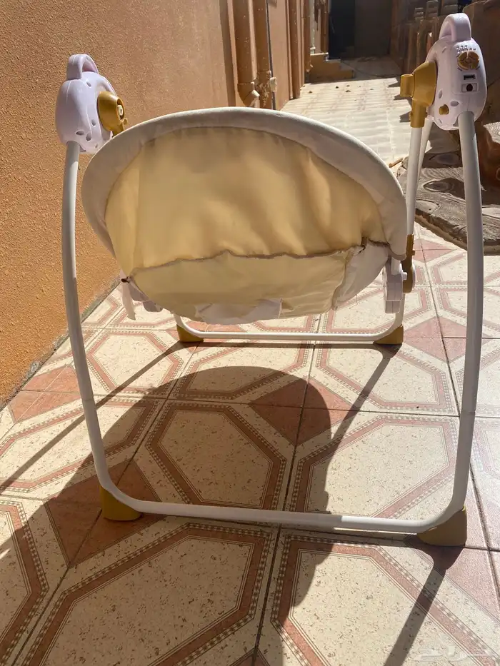 سرير اطفال متحرك 1