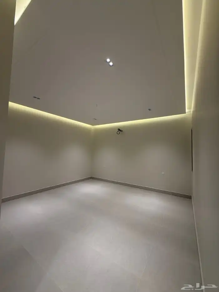 شقق تمليك ف ام الكتاد قرب الخدمات 6 غرف فخمه جدا 12