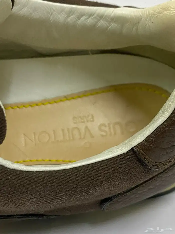 حذاء رياضه سنكرز لوي فيتون louis vuitton مقاس 40 اصلي 8