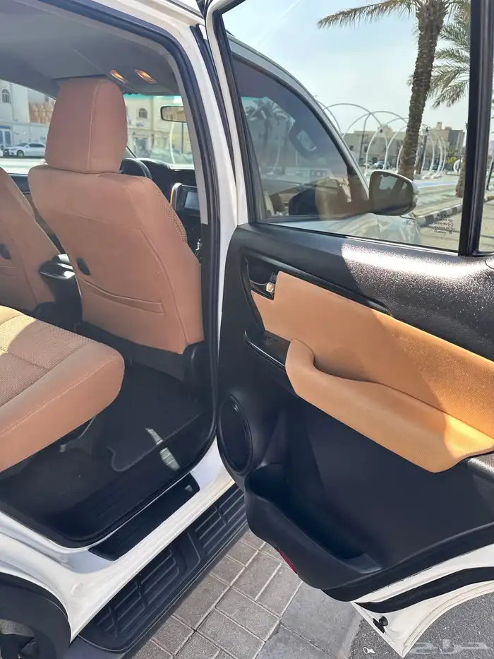 فورتشنر 2021 ابيض 4 دبل 23