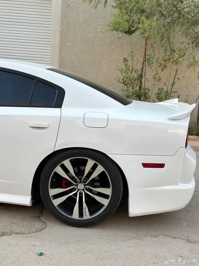 دوج تشارجر 2012 RT ( محول كامل داخلي وخارجلي SRT ) 5