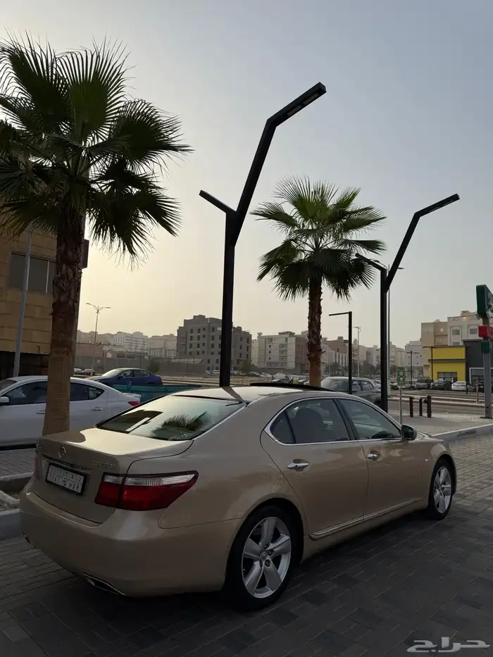 لكزس LS460L 4