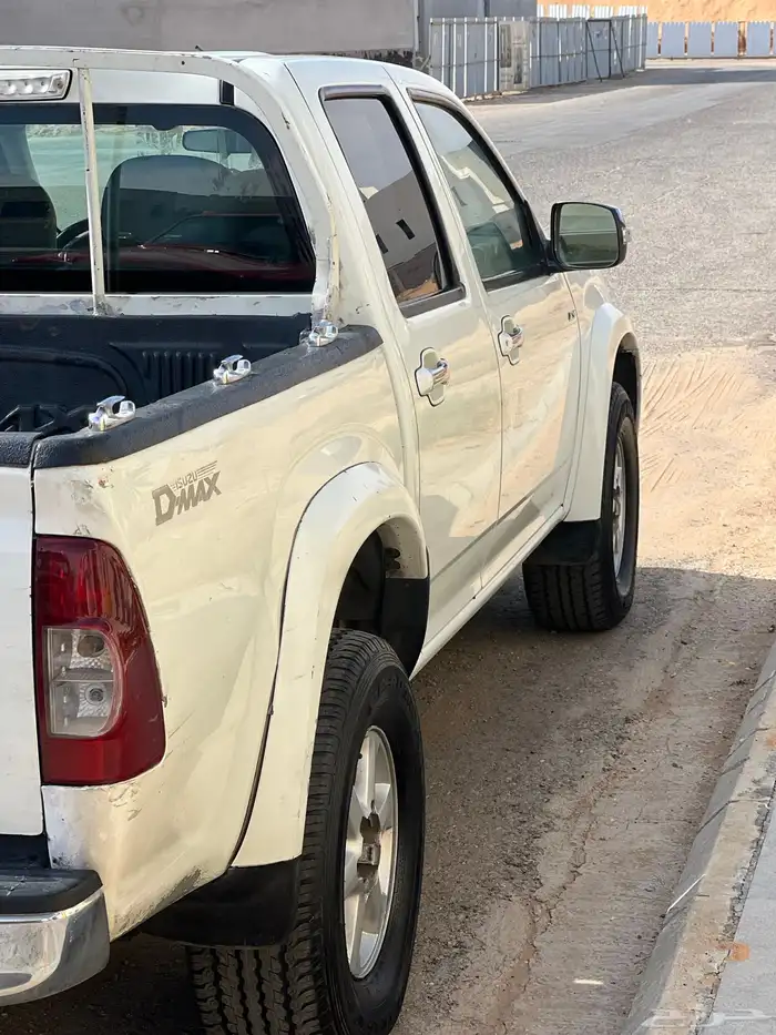 ايسوزو ديماكس 9