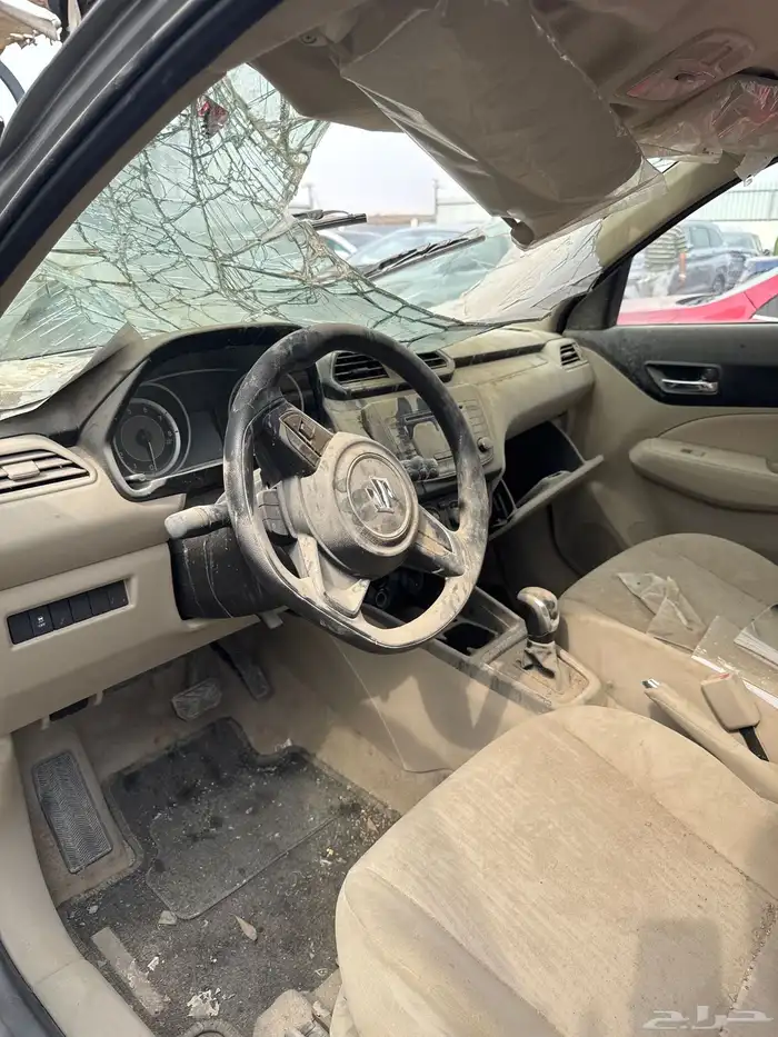 سيارات مصدومه 24