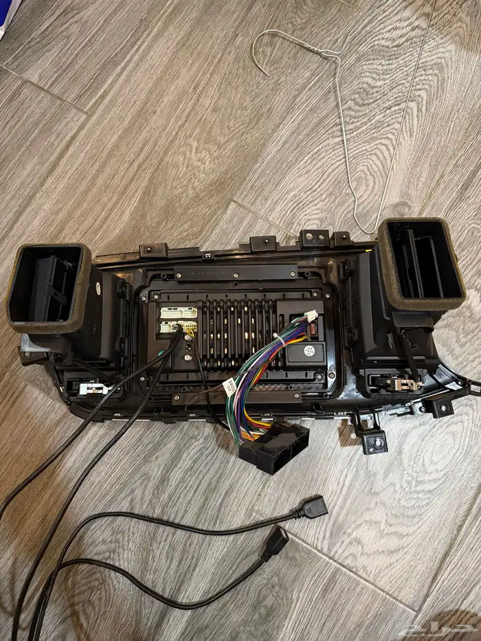 شاشة اوبتيما 2015 مع ديكور اصلي 4