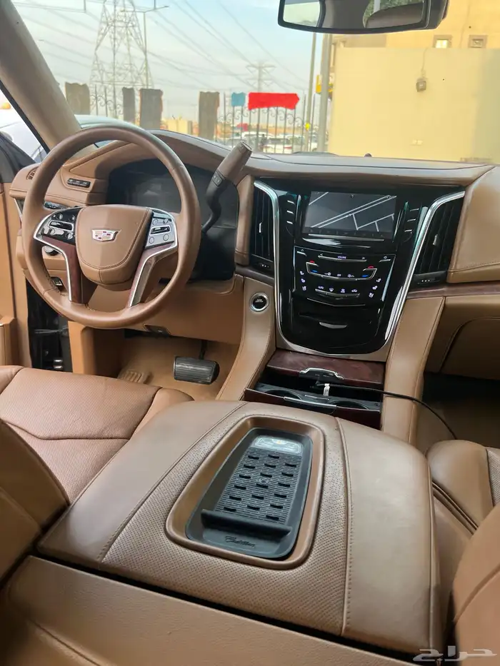 كاديلاك اسكاليد 2015 الدفعة الاخيرة شبه مخزن 21