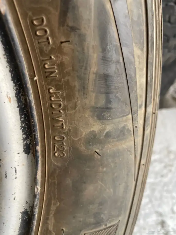 للبيع كفر مع جنطه 1