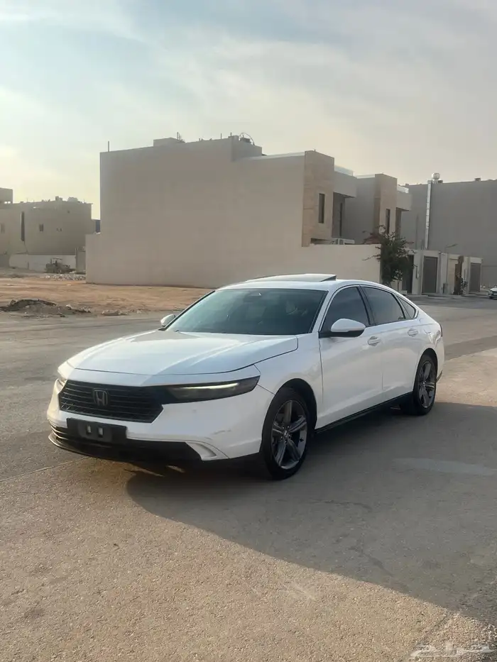 هوندا اكورد 2023 نص فل ممشى 35الف الشكل الجديد 1