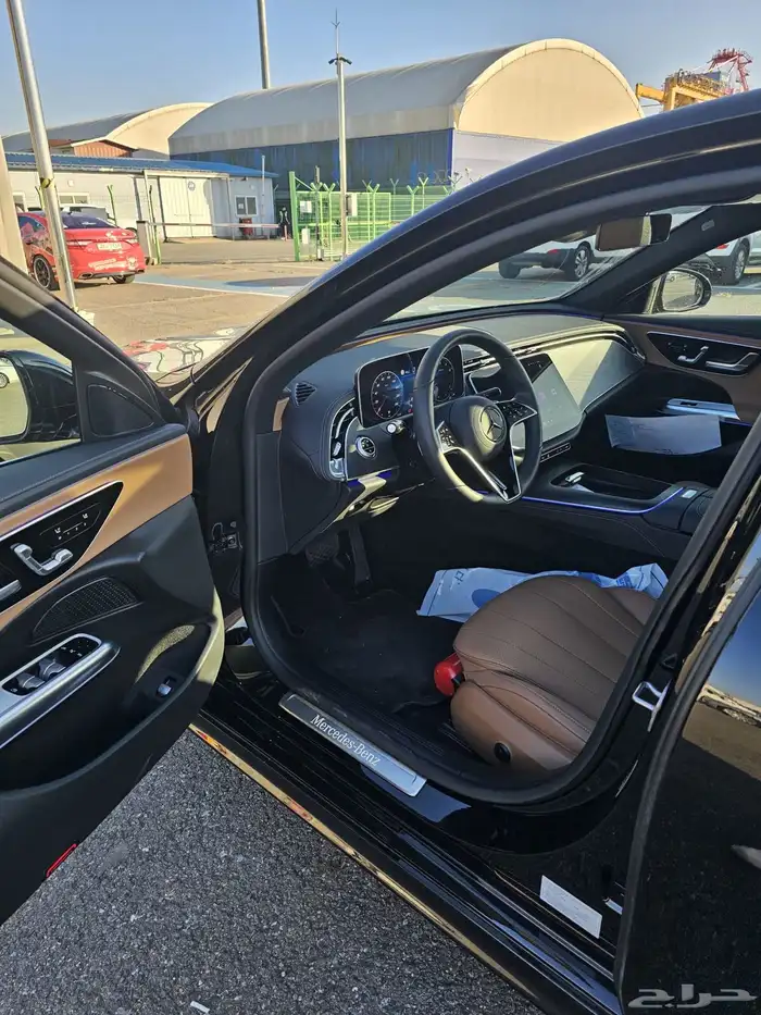 Mercedes Benz E-class(E)W214 E200 avant-garde 10