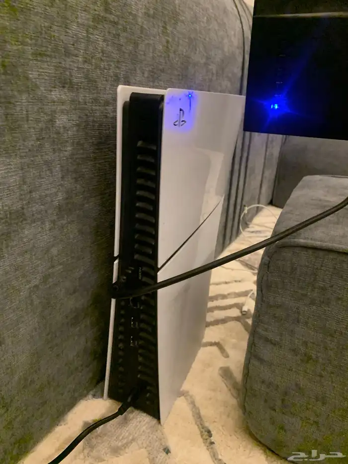 بلايستيشن 5 وشاشة 1