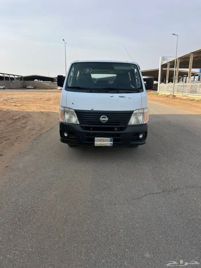 باص ركاب نيسان عداد 89 ألف فقط 4