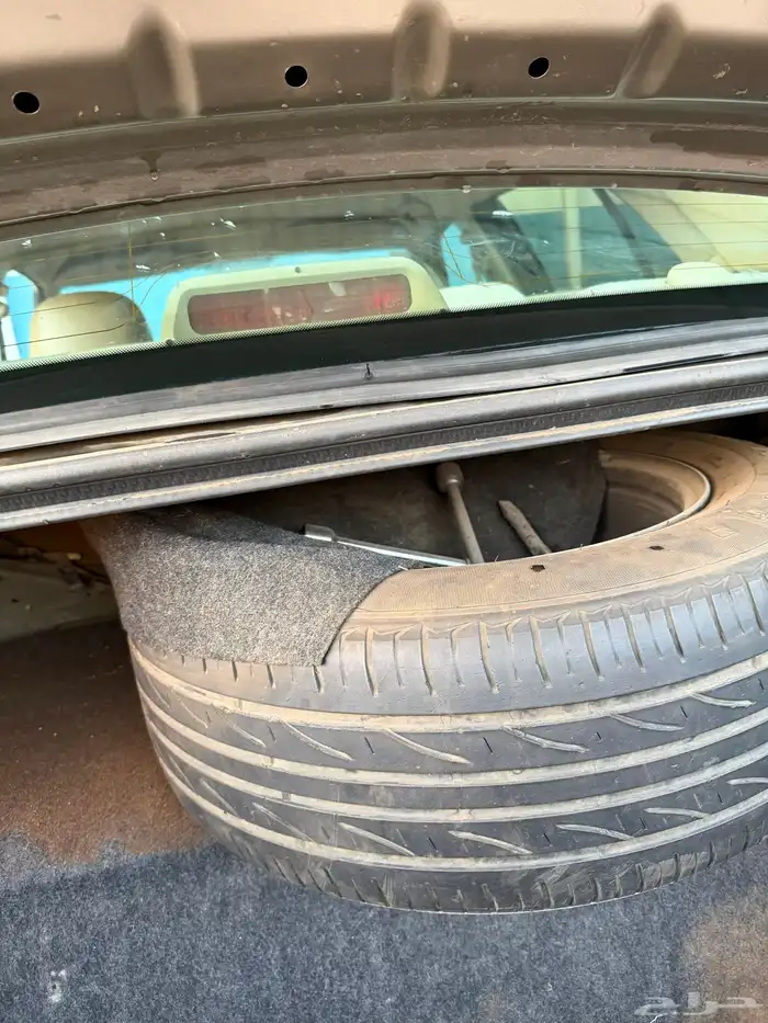 فورد جراند ماركيز 2006 . 10