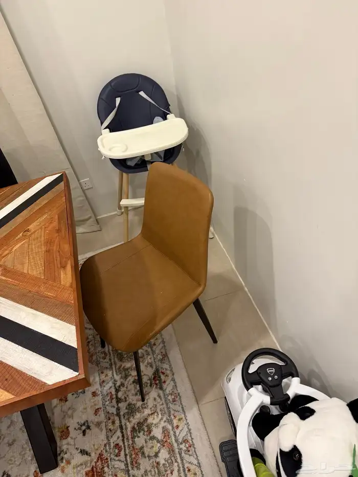 طاولة طعام 1