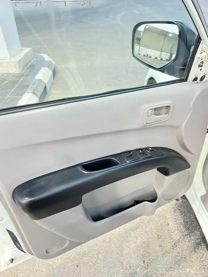 ميتسوبيشي 2015 9