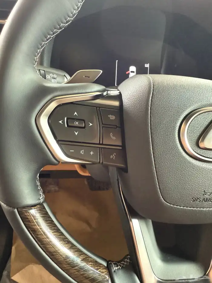 لكزس BB LX600 موديل 2025 سعودي 46