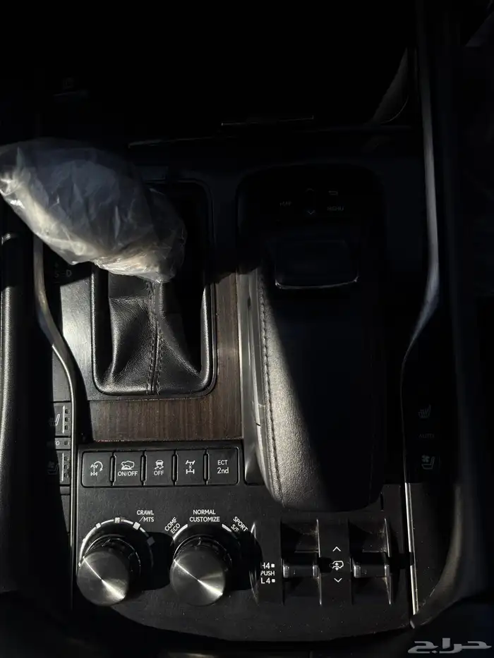 لكزس LX570 2016 52