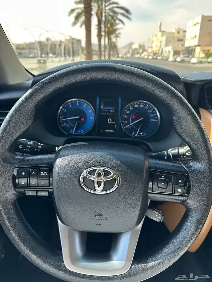 فورتشنر 2021 ابيض 4 دبل 16