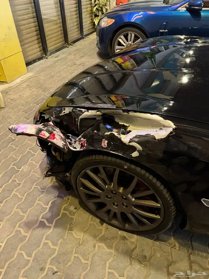 مازراتي جراند توريزمور اس 4.7 2012 المكينة الحمراء مصدومة 13