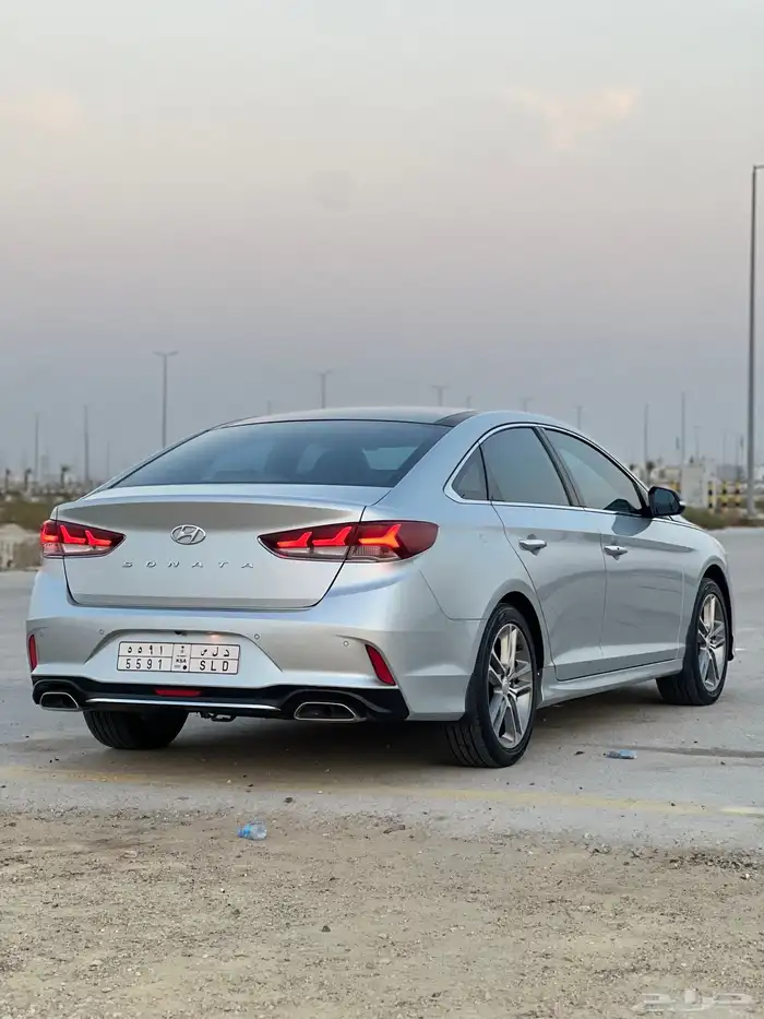 سوناتا سمارت فضي نظيف جدا  للمستخدم 0