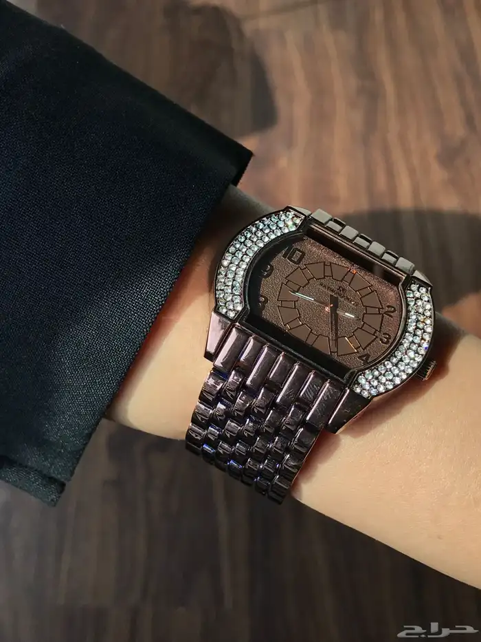 ساعات 50 ريال ضد الماء 7