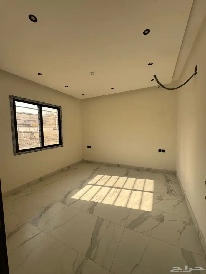 عمارة جديدة م للبيع بحي القادسية 17