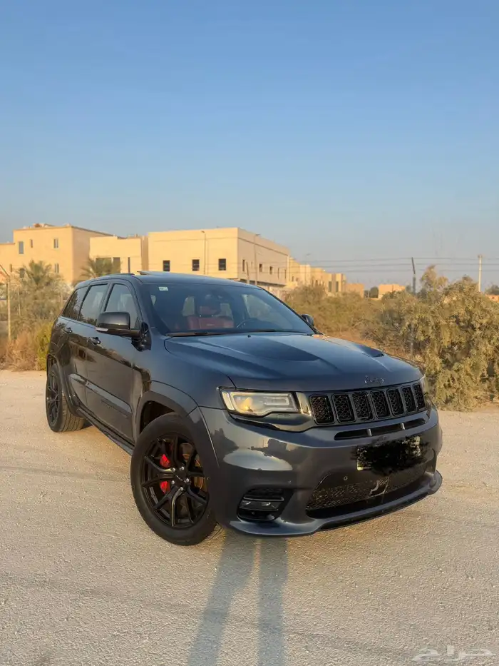 جراند شروكيSRT 2014 0