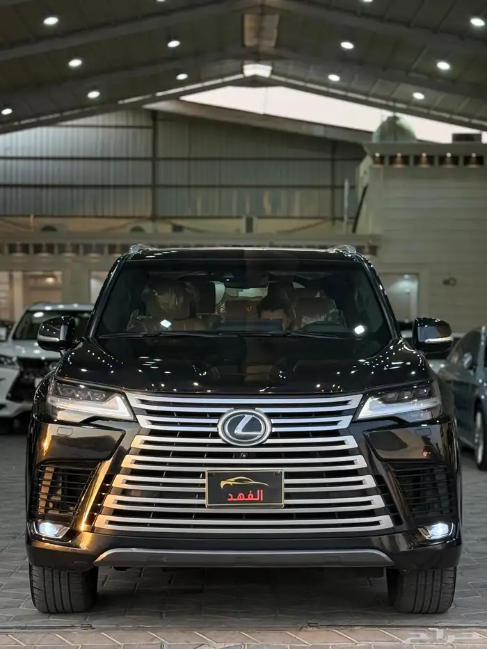 لكزس - 2023 - LX600 - BB - فل كامل 8