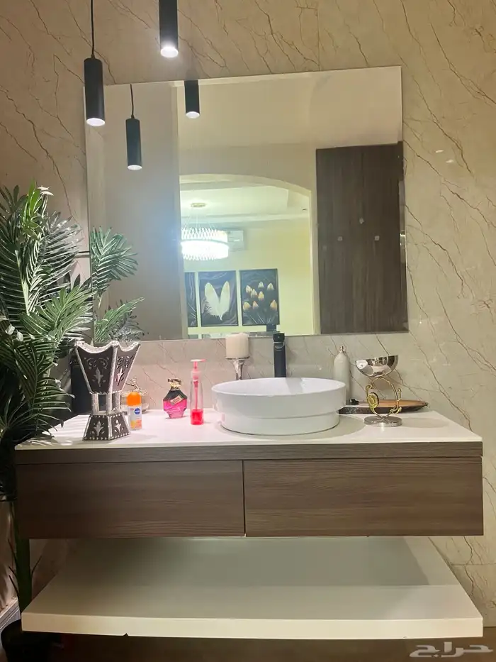 مغسلة خشب (فاخرة) مع أدراج ومراية 1