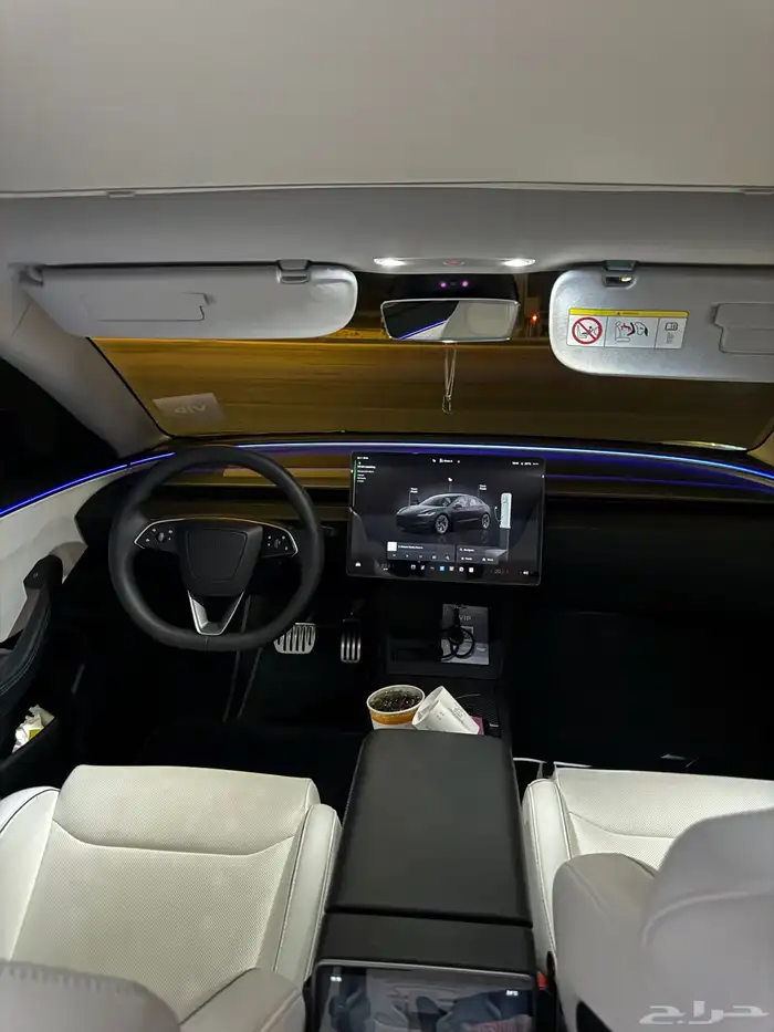 تسلا موديل 3 بيرفورمانس 2025 Tesla Model 3 Performance 8