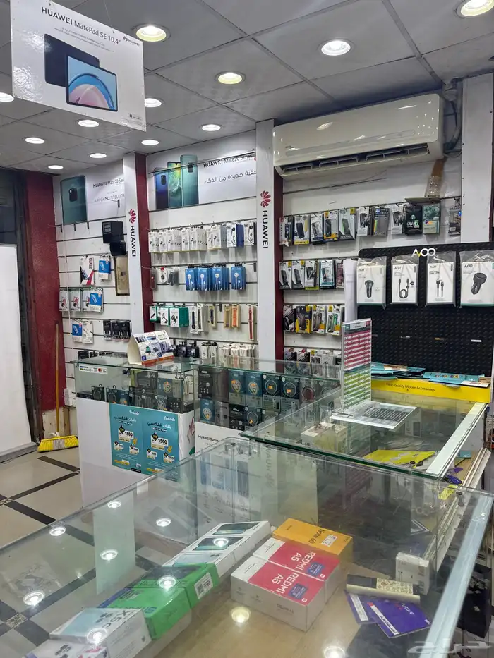 محل جوالات للتقبيل بكامل البضاعه والمحتويات 7