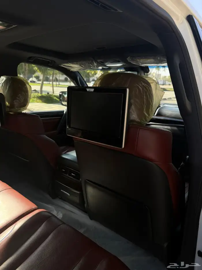 لكزس LX570 2016 45